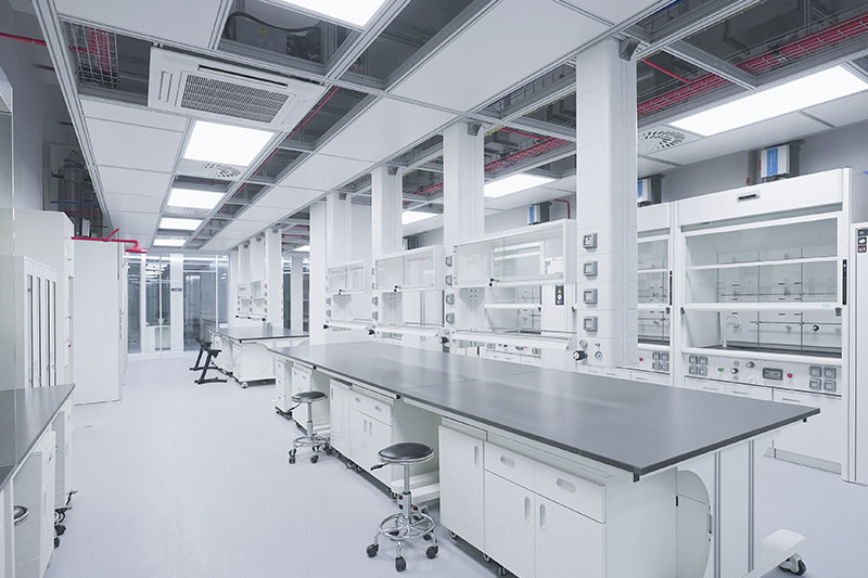福贡实验室革新：安全与科技的现代融合